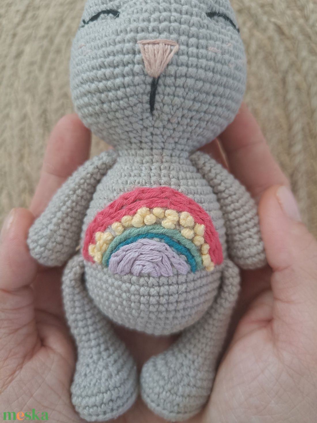 Horgolt nyuszi, különleges hímzéssel - játék & sport - plüssállat & játékfigura - nyuszi - Meska.hu