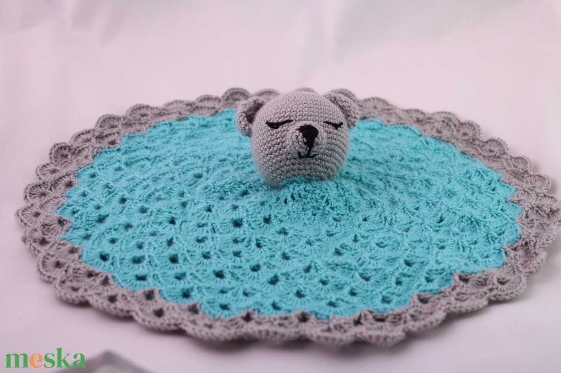 Szürke maci szundikendő, amigurumi - játék & sport - 3 éves kor alattiaknak - alvóka & rongyi - Meska.hu Szürke maci szundikendő, amigurumi - játék & sport - 3 éves kor alattiaknak - alvóka & rongyi - Meska.hu