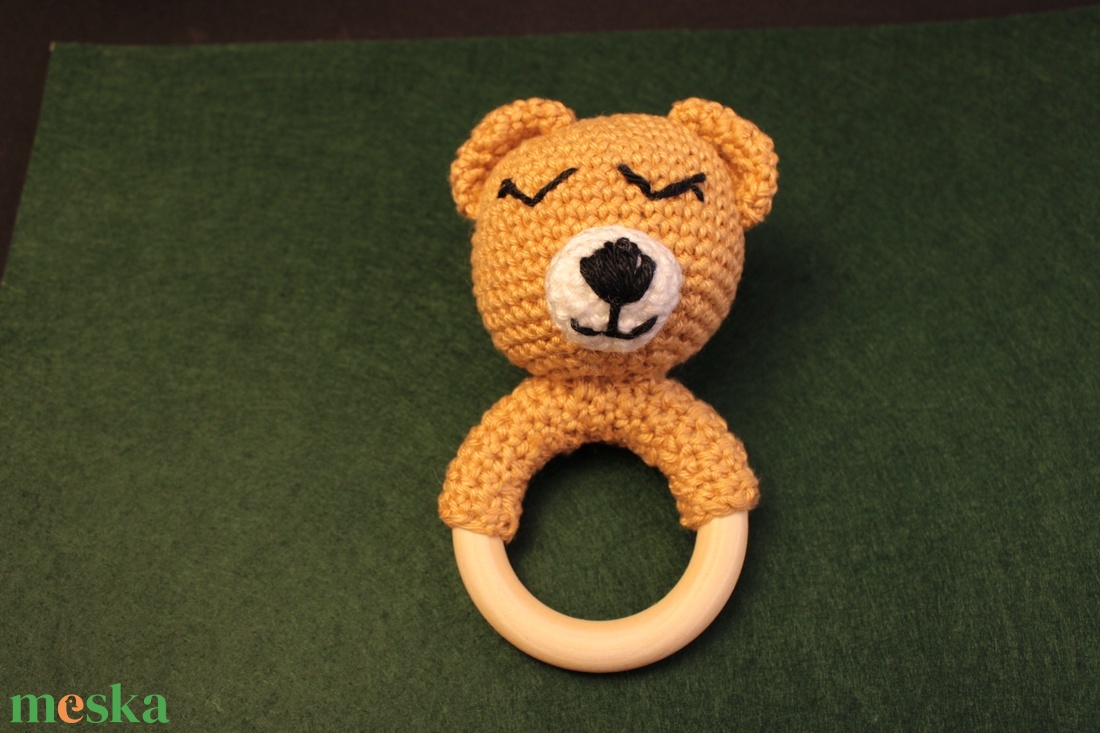Maci csörgő amigurumi - játék & sport - 3 éves kor alattiaknak - csörgő - Meska.hu