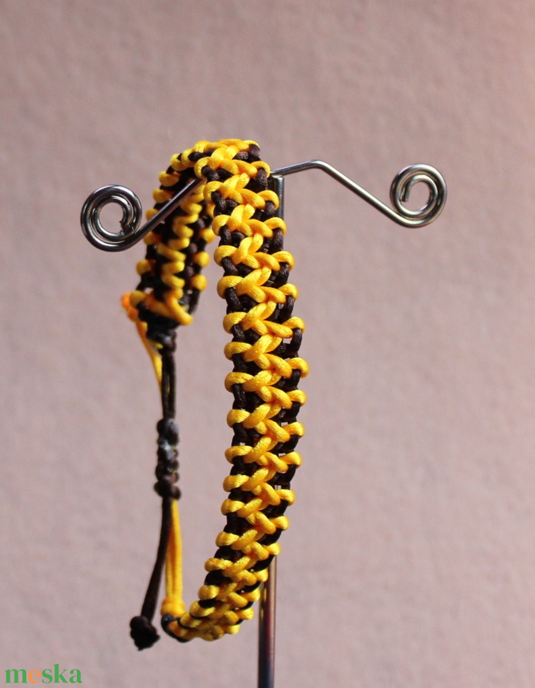 Paracord mintás karkötő - ékszer - karkötő - fonott karkötő - Meska.hu Paracord mintás karkötő - ékszer - karkötő - fonott karkötő - Meska.hu