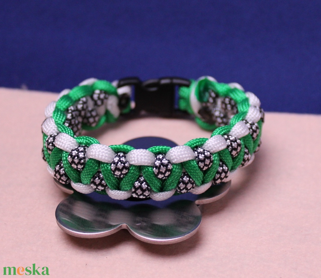 Paracord Fradi szurkolói karkötő paracord - ékszer - karkötő - fonott karkötő - Meska.hu Paracord Fradi szurkolói karkötő paracord - ékszer - karkötő - fonott karkötő - Meska.hu
