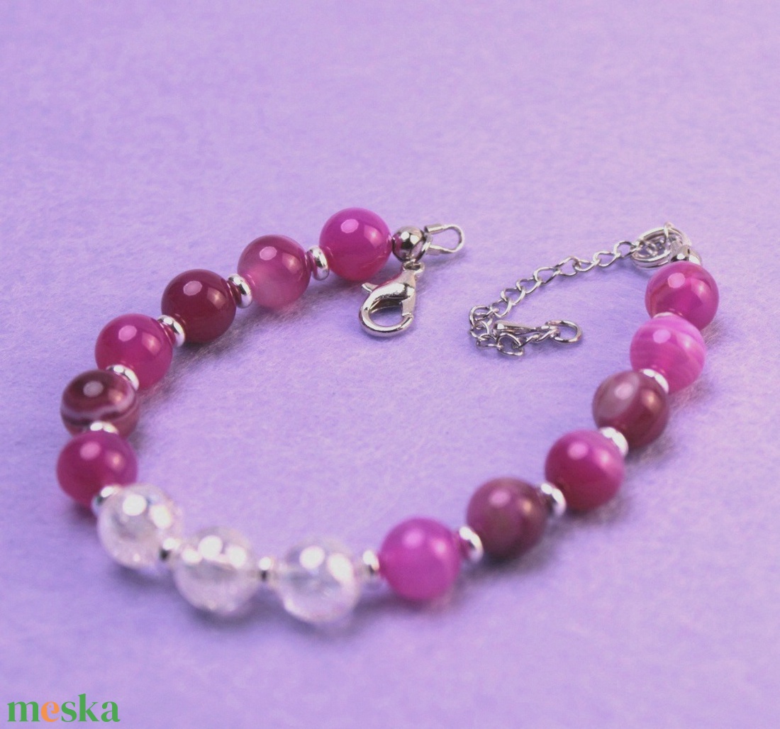 Karkötő aqua aura kvarc és szalagos magenta achát - ékszer - karkötő - ásványkarkötő - Meska.hu