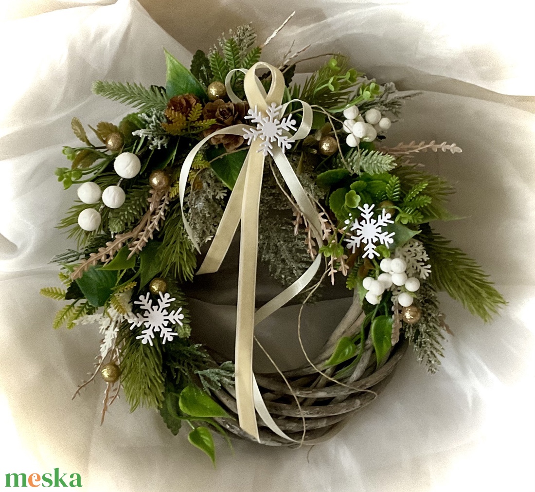 HÓPELYHEK-Téli-Karácsonyi Ajtódísz-Téli Koszorú-Kopogtató- - karácsony - karácsonyi lakásdekoráció - karácsonyi ajtódíszek - Meska.hu