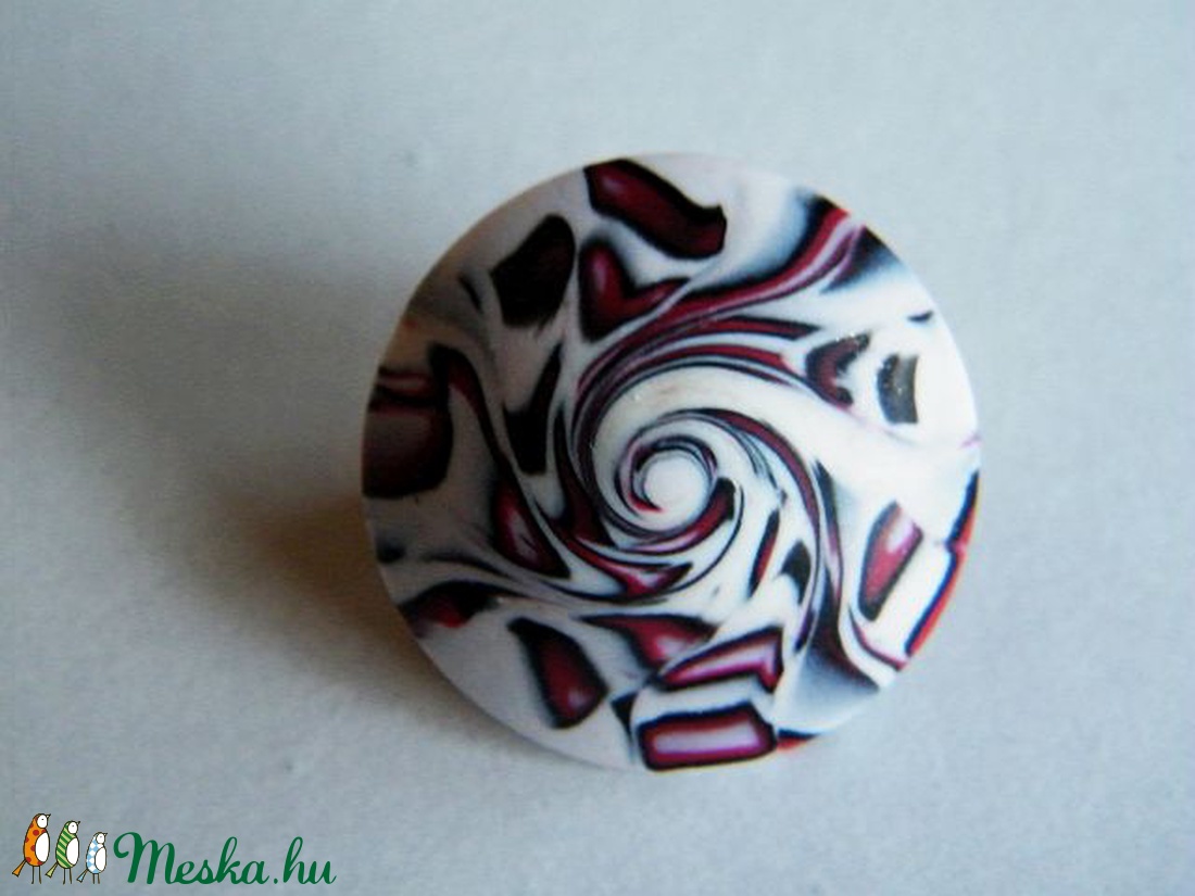 Csíkos ékszerszett medál, fülbevaló és bross - ékszer - ékszerszett - Meska.hu Csíkos ékszerszett medál, fülbevaló és bross - ékszer - ékszerszett - Meska.hu
