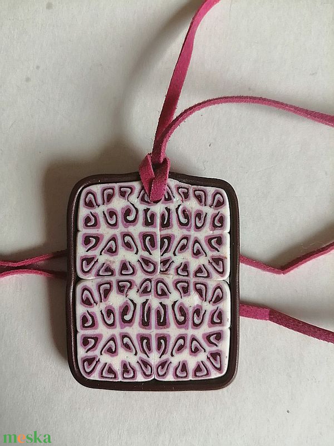Lila fülek medál süthető gyurmából - ékszer - nyaklánc - medál - Meska.hu Lila fülek medál süthető gyurmából - ékszer - nyaklánc - medál - Meska.hu