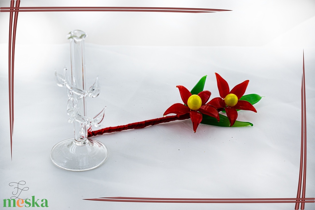 Üveg virág piros szirmokkal - otthon & életmód - dekoráció - asztal és polc dekoráció - díszüveg - Meska.hu Üveg virág piros szirmokkal - otthon & életmód - dekoráció - asztal és polc dekoráció - díszüveg - Meska.hu