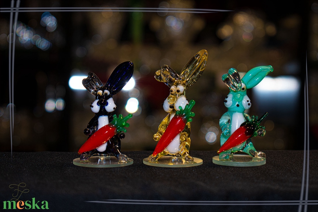 Üveg nyuszi üvegből répával - otthon & életmód - dekoráció - asztal és polc dekoráció - díszüveg - Meska.hu