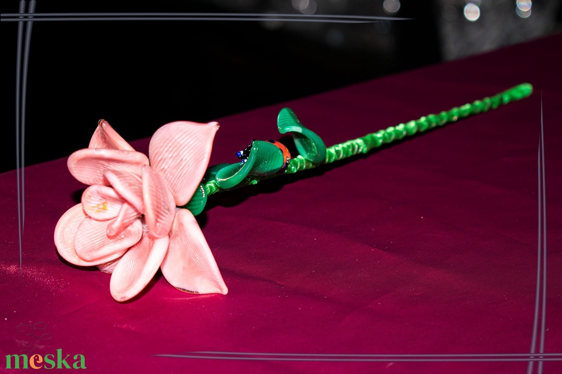 Üveg Rózsa - átlátszatlan rózsaszín - otthon & életmód - dekoráció - asztal és polc dekoráció - díszüveg - Meska.hu