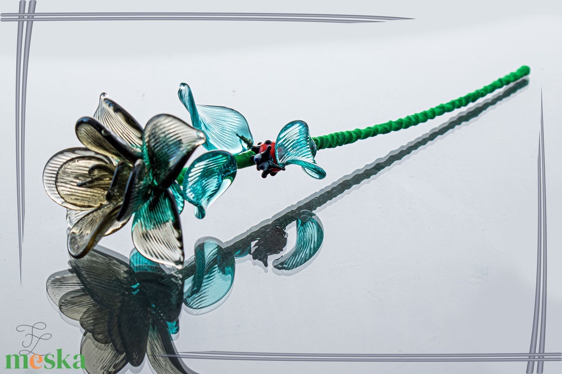 Üveg rózsa - Füst színű üveg - otthon & életmód - dekoráció - asztal és polc dekoráció - díszüveg - Meska.hu