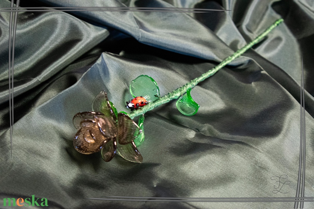 Üveg rózsa - Füst színű üveg - otthon & életmód - dekoráció - asztal és polc dekoráció - díszüveg - Meska.hu