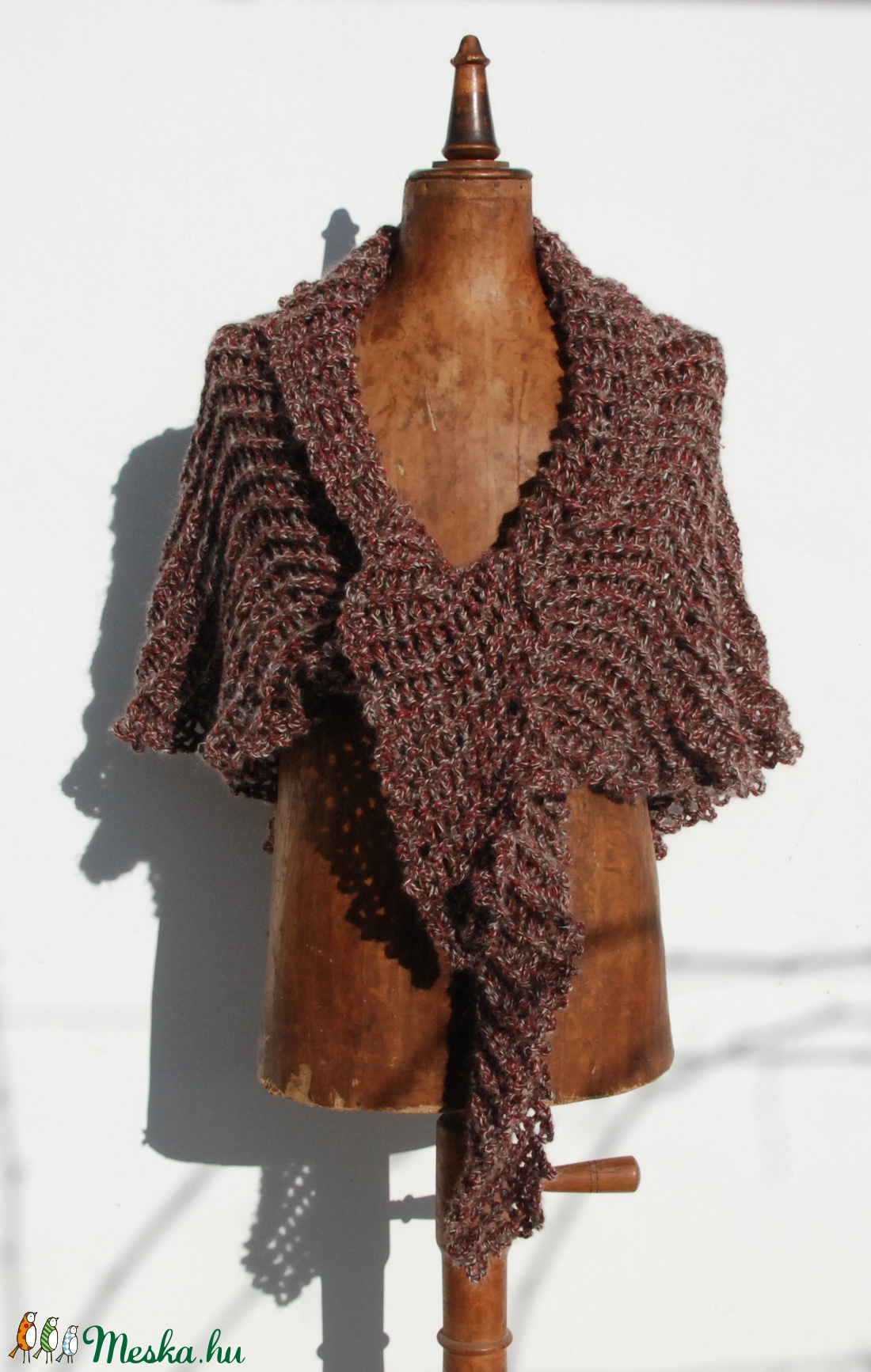 Barna, horgolt vállkendő  -  - Meska.hu