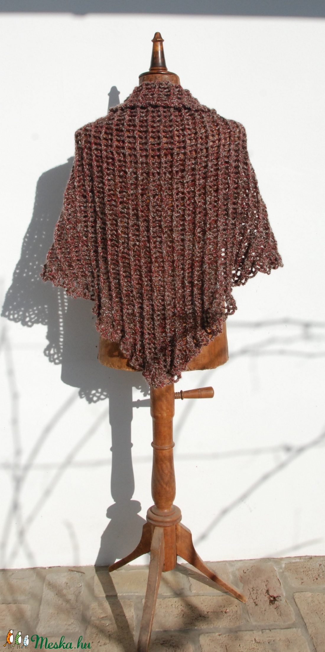 Barna, horgolt vállkendő  -  - Meska.hu