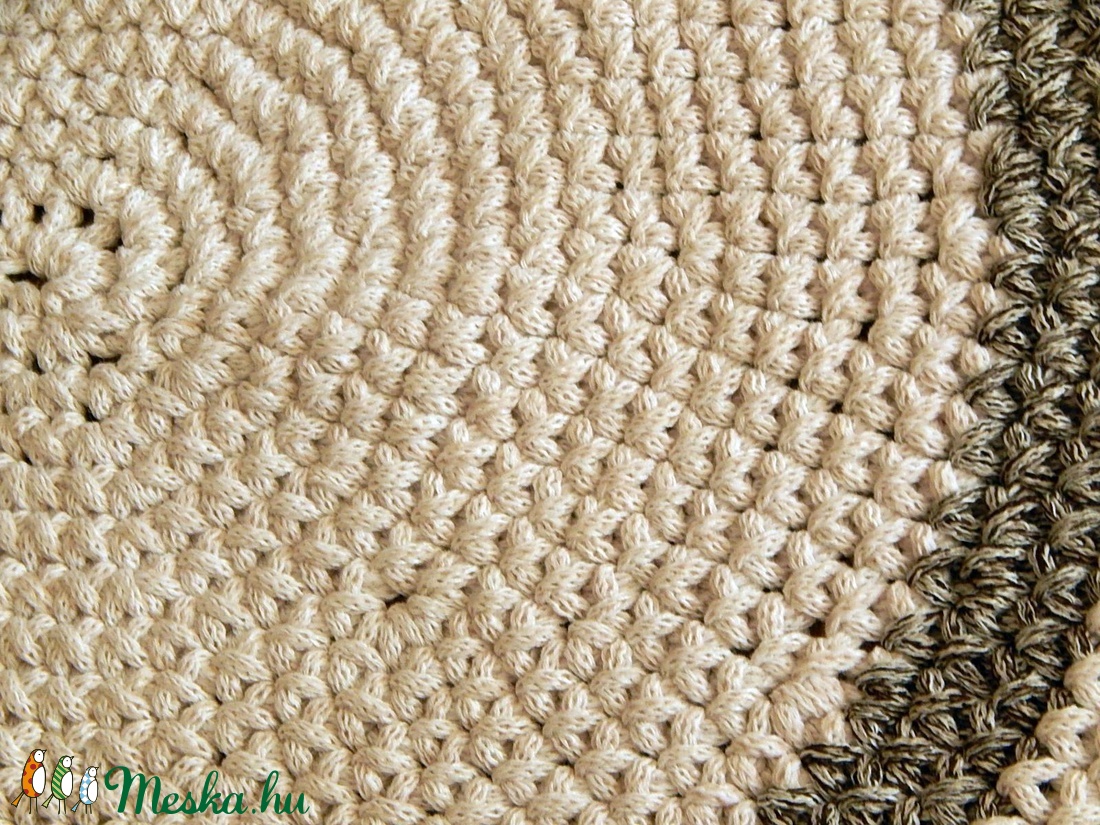 Horgolt  ovális  szőnyeg  -  - Meska.hu