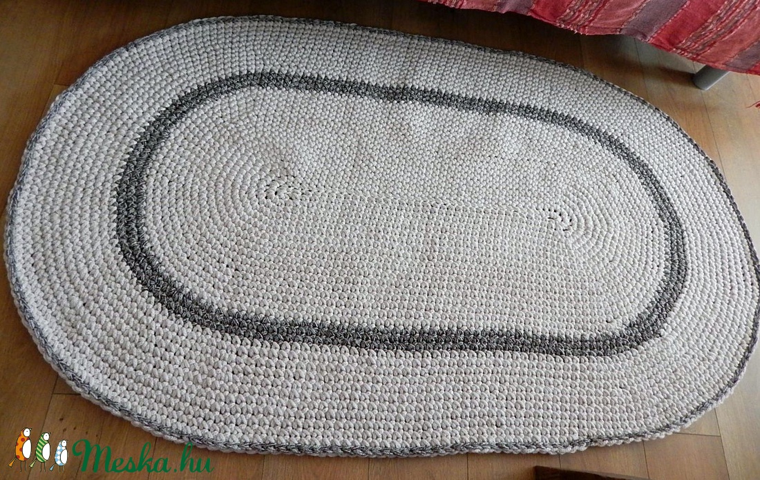 Horgolt  ovális  szőnyeg  -  - Meska.hu