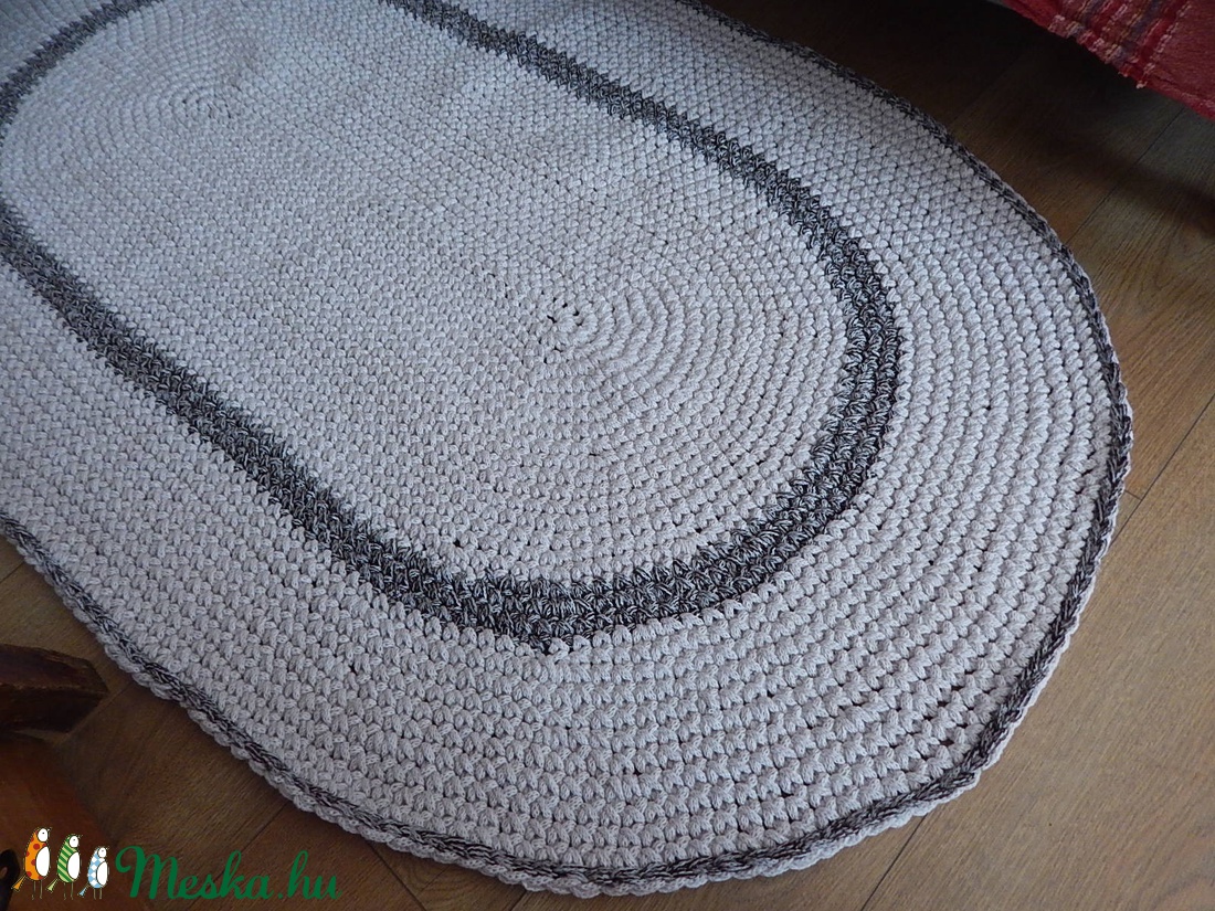 Horgolt  ovális  szőnyeg  -  - Meska.hu