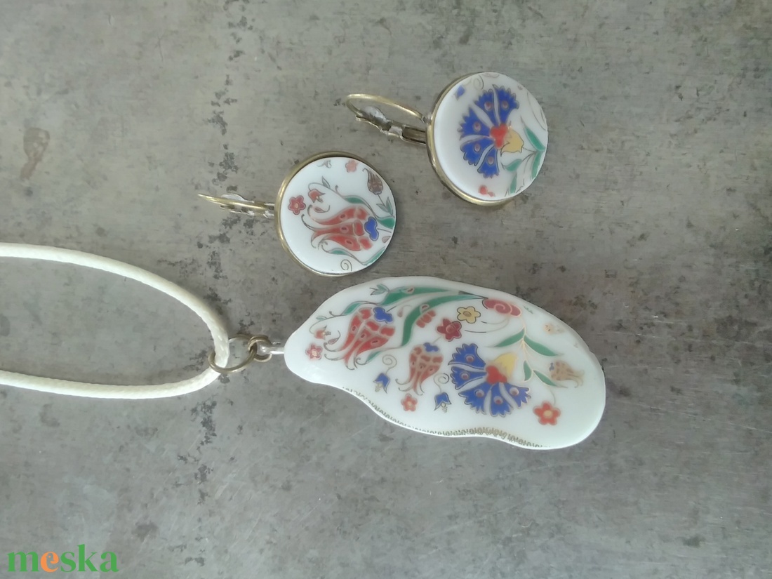 Porcelán ékszer garnitúra. - ékszer - ékszerszett - Meska.hu Porcelán ékszer garnitúra. - ékszer - ékszerszett - Meska.hu