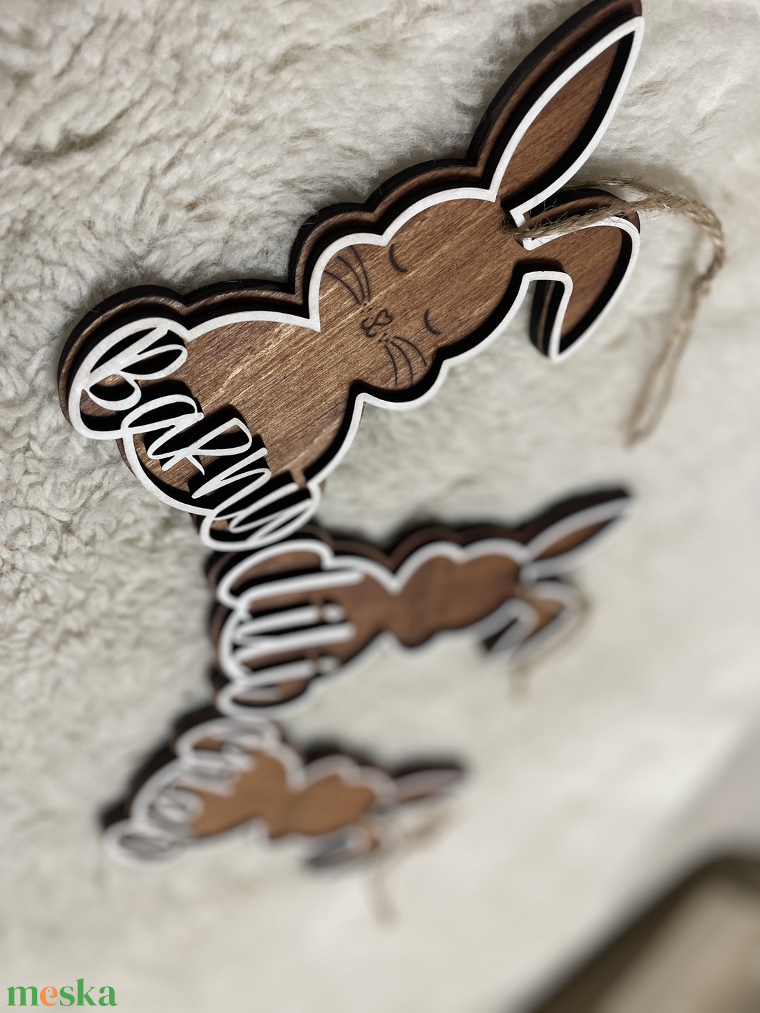 Névre szóló húsvéti nyuszi � egyedi gravírozott fa húsvéti dísz - ünnepi díszek, dekorációk - húsvéti díszek és dekorációk - húsvéti asztaldíszek - Meska.hu