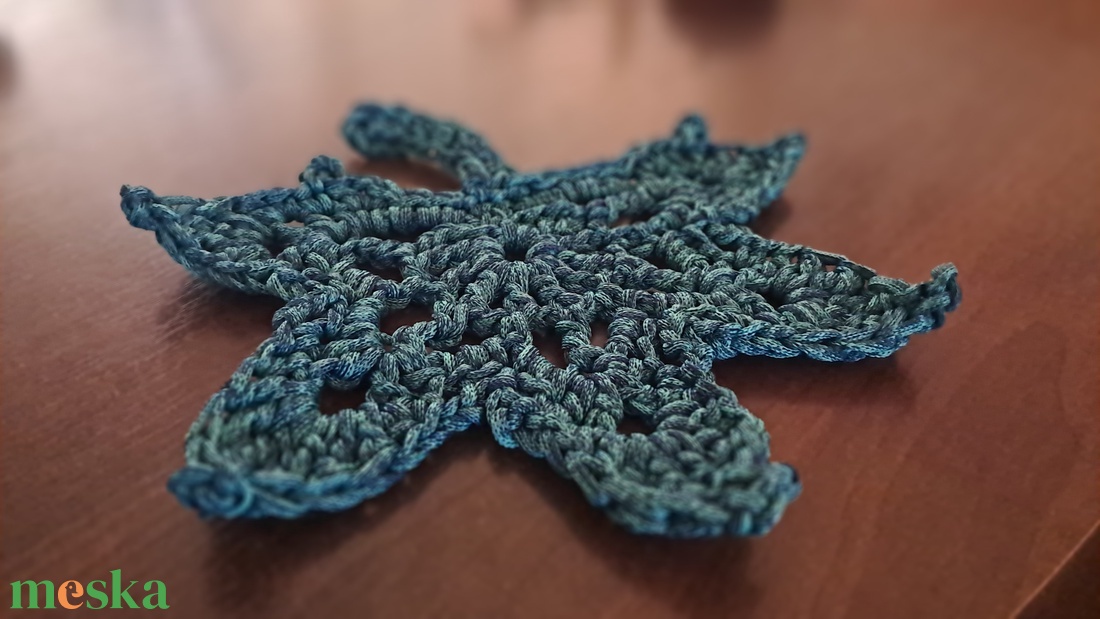 Horgolt őszi asztaldísz - otthon & életmód - dekoráció - asztal és polc dekoráció - horgolt & csipketerítő - Meska.hu