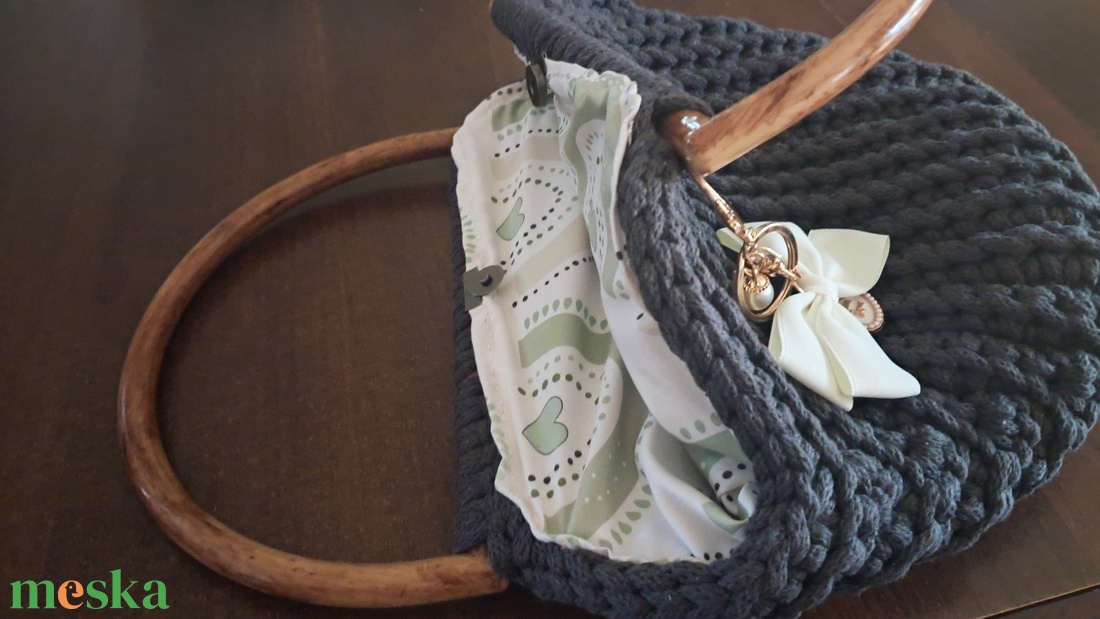 Horgolt kézitáska  - táska & tok - kézitáska & válltáska - alkalmi táska - Meska.hu