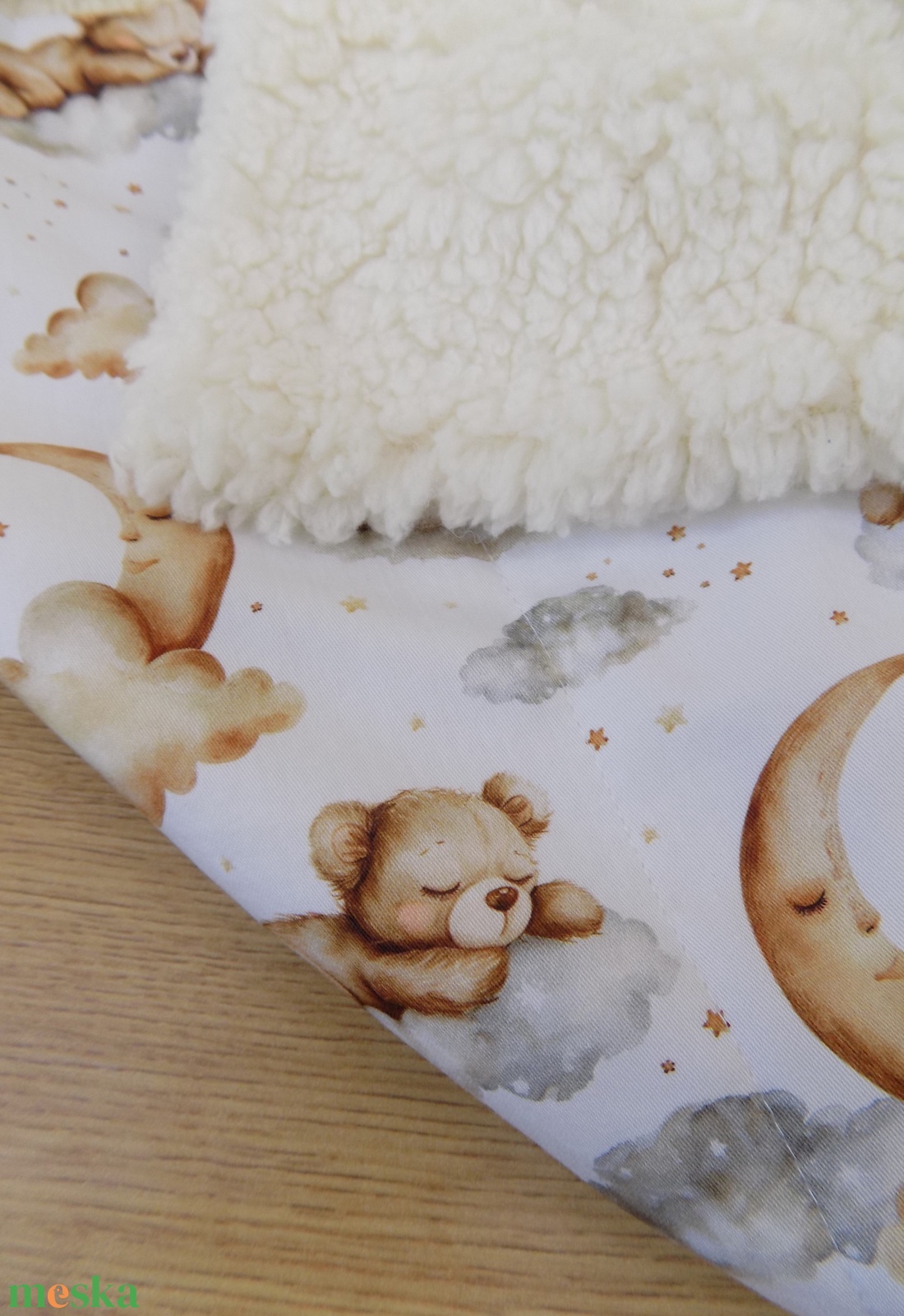 Pihe-puha sherpa babatakaró és párna - otthon & életmód - babaszoba, gyerekszoba - baba ágynemű - Meska.hu Pihe-puha sherpa babatakaró és párna - otthon & életmód - babaszoba, gyerekszoba - baba ágynemű - Meska.hu