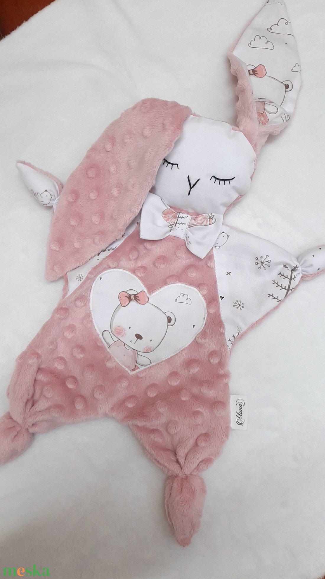 Púder színű szundinyuszi - baba - mama - baba játékok - szundikendő, alvóka - Meska.hu