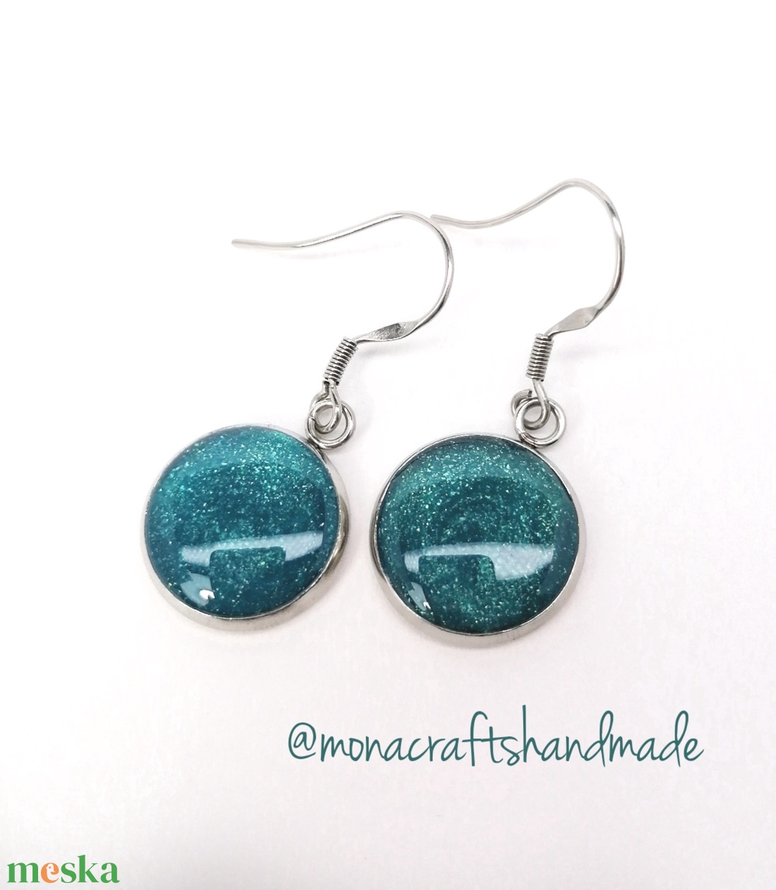 Aurora - türkizkék csillámos fülbevaló acél alappal  (15 mm) - ékszer - fülbevaló - lógós kerek fülbevaló - Meska.hu