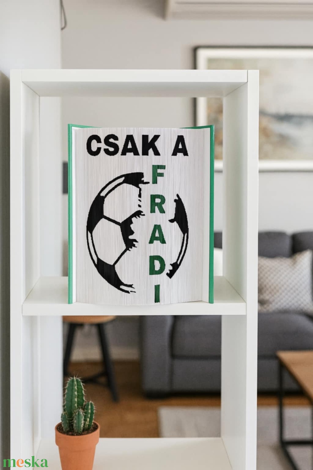 Fradi könyvszobor - otthon & életmód - dekoráció - asztal és polc dekoráció - könyvszobor - Meska.hu