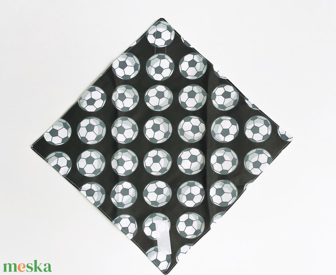 Újraszalvéta, szendvics csomagoló, focilabdás - táska & tok - uzsonna- & ebéd tartó - szendvics csomagoló - Meska.hu Újraszalvéta, szendvics csomagoló, focilabdás - táska & tok - uzsonna- & ebéd tartó - szendvics csomagoló - Meska.hu