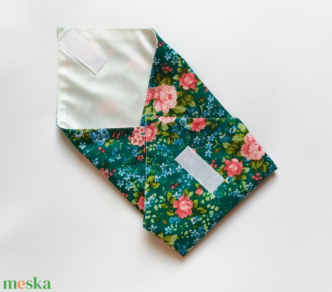 Újraszalvéta, szendvics csomagoló, textil szalvéta, zöld alapon rózsás - táska & tok - uzsonna- & ebéd tartó - szendvics csomagoló - Meska.hu Újraszalvéta, szendvics csomagoló, textil szalvéta, zöld alapon rózsás - táska & tok - uzsonna- & ebéd tartó - szendvics csomagoló - Meska.hu