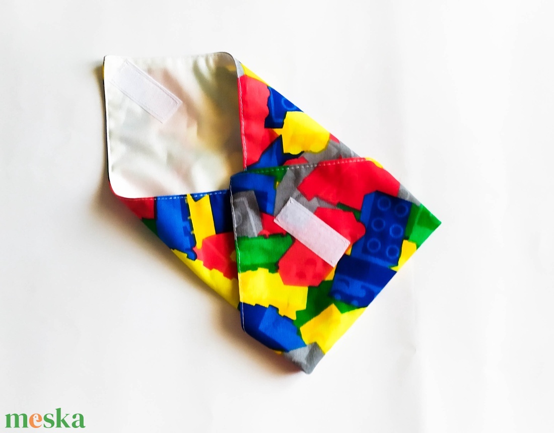 Újraszalvéta, szendvics csomagoló, textil szalvéta, legós, építőkockás - táska & tok - uzsonna- & ebéd tartó - szendvics csomagoló - Meska.hu Újraszalvéta, szendvics csomagoló, textil szalvéta, legós, építőkockás - táska & tok - uzsonna- & ebéd tartó - szendvics csomagoló - Meska.hu
