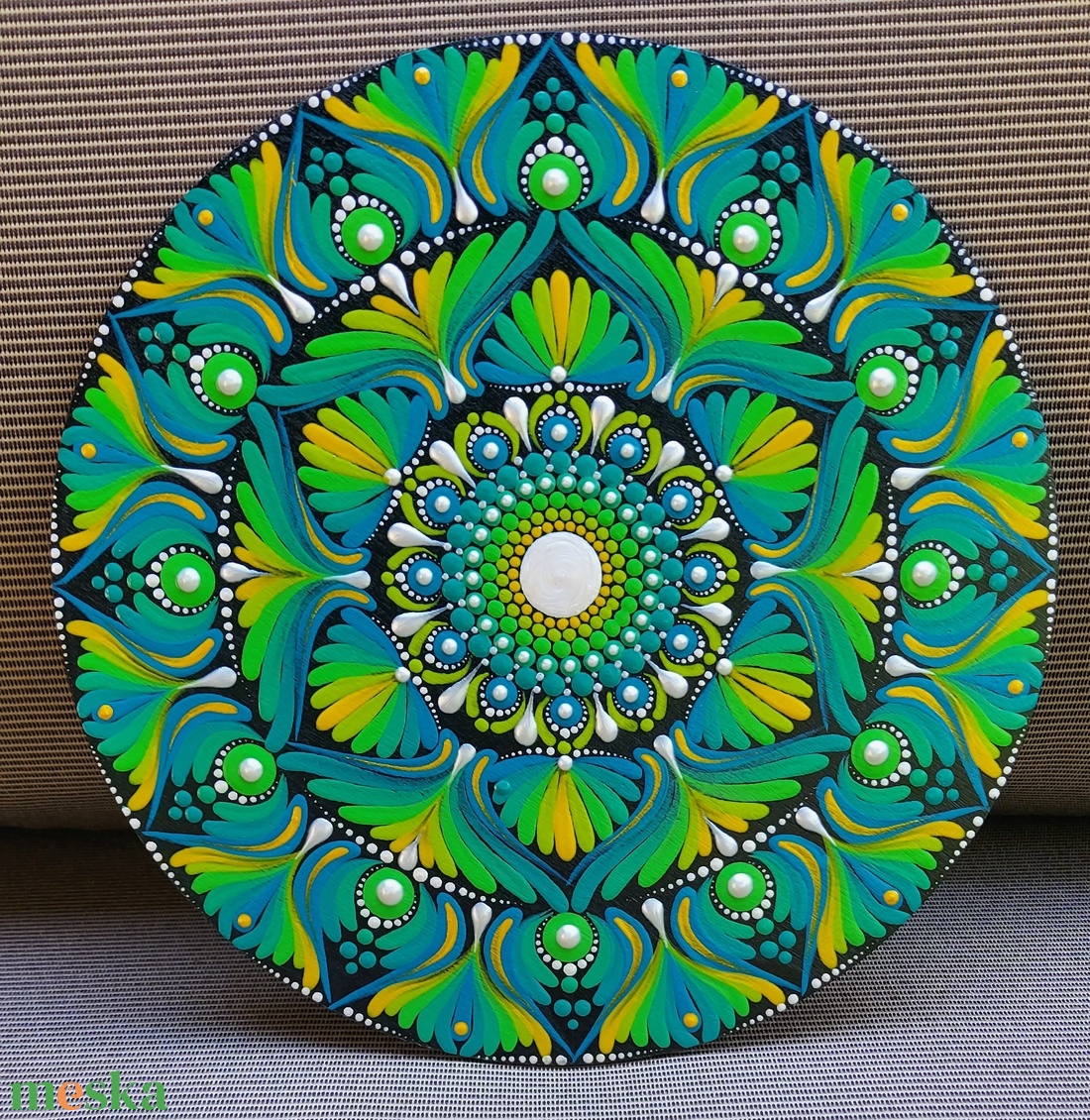 Kékes-zöldes-sárgás színátmenetes kis mandala - otthon & életmód - dekoráció - spiritualitás - mandala - Meska.hu Kékes-zöldes-sárgás színátmenetes kis mandala - otthon & életmód - dekoráció - spiritualitás - mandala - Meska.hu