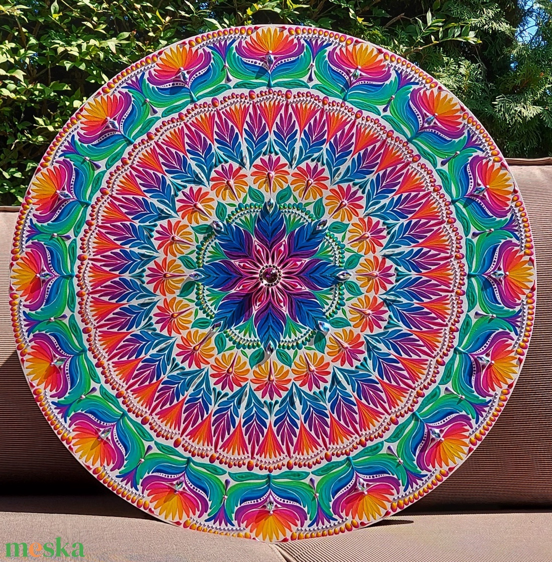 55 cm-es Varázslatos kert mandala vibráló szivárvány színekkel - otthon & életmód - dekoráció - spiritualitás - mandala - Meska.hu