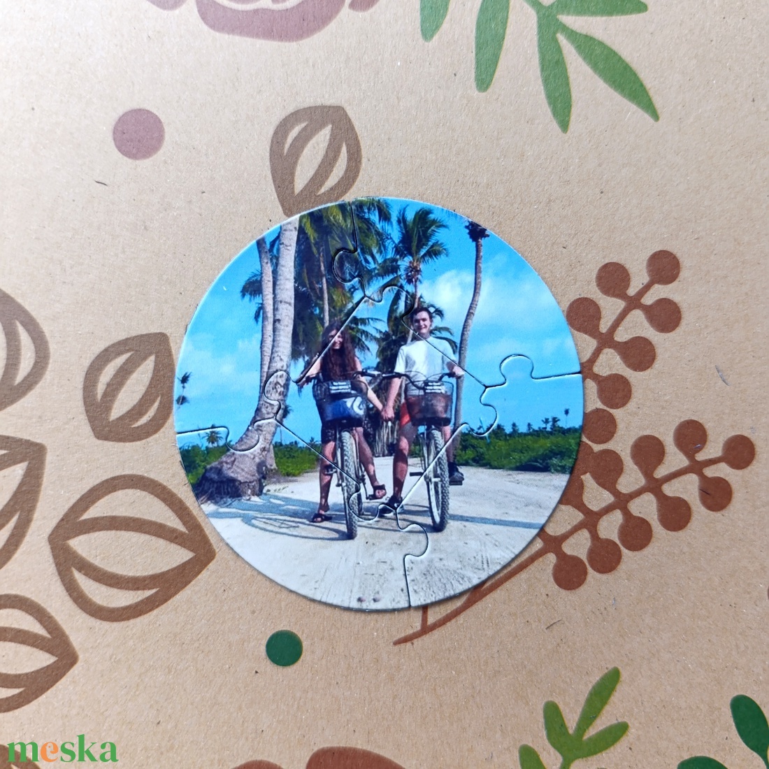 Fényképes, kör alakú puzzle hűtőmágnes, 5 darabból álló puzzle, ajándék anyák napjára, köszönőajándék esküvőre - esküvő - emlék & ajándék - köszönőajándék - Meska.hu
