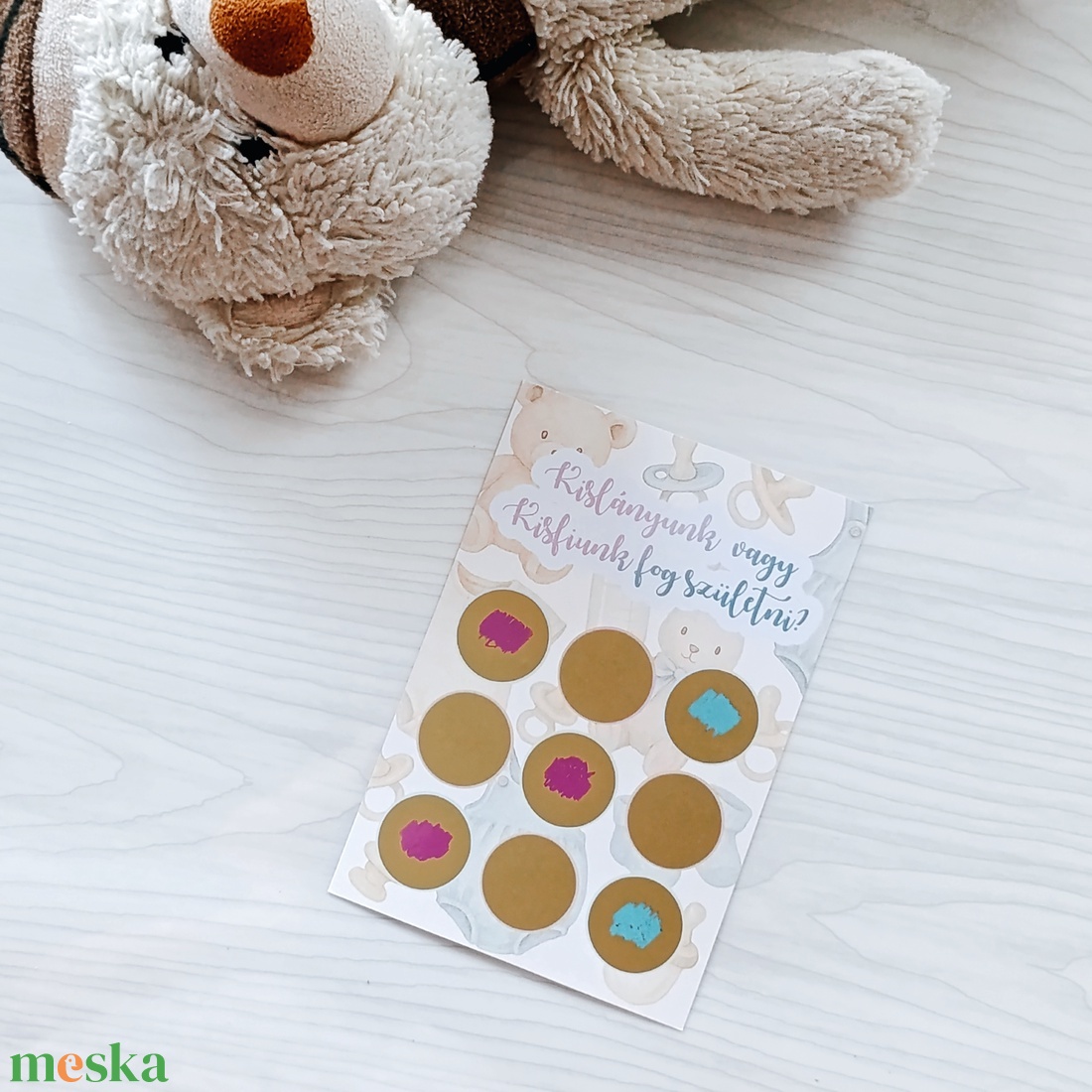 Kisfiú vagy kislány születik? Gender Reveal kaparós kártya, babaváró, babaváró buli, gender reveal party - baba - mama - babaemlékek - bababejelentők - Meska.hu
