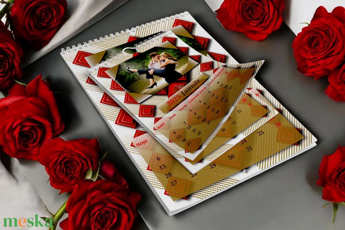 2026-os A4-es falinaptár piros-arany négyzetes  - otthon & életmód - dekoráció - fali és függő dekoráció - falinaptár & öröknaptár - Meska.hu