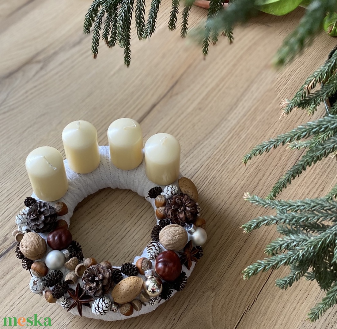 Adventi koszorú, fehér  - otthon & életmód - dekoráció - virágdísz és tartó - koszorú - Meska.hu