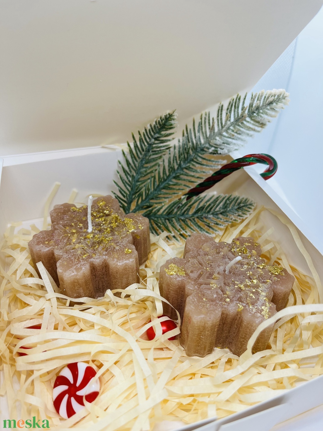 Bézs hópehely gyertya szett Téli elegancia aranyfényben_2 - otthon & életmód - gyertya, illat, aroma - gyertya - Meska.hu