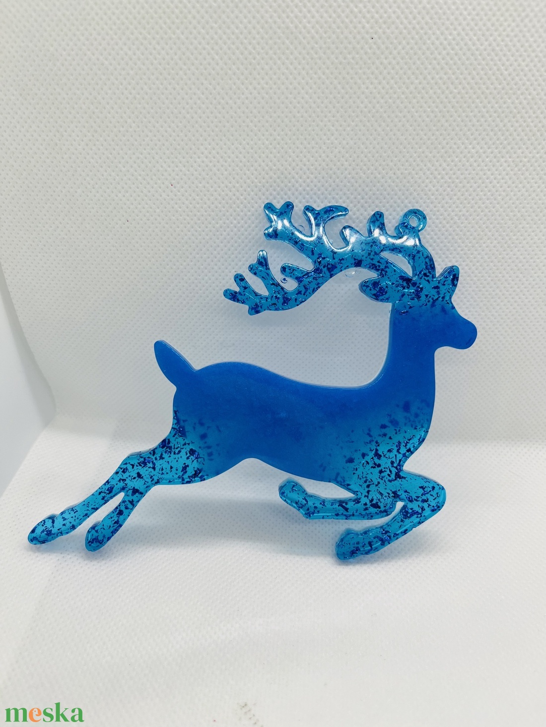 Epoxy rénszarvas dísz szett  A tél elegáns varázsa - karácsony - karácsonyi lakásdekoráció - karácsonyfadíszek - Meska.hu