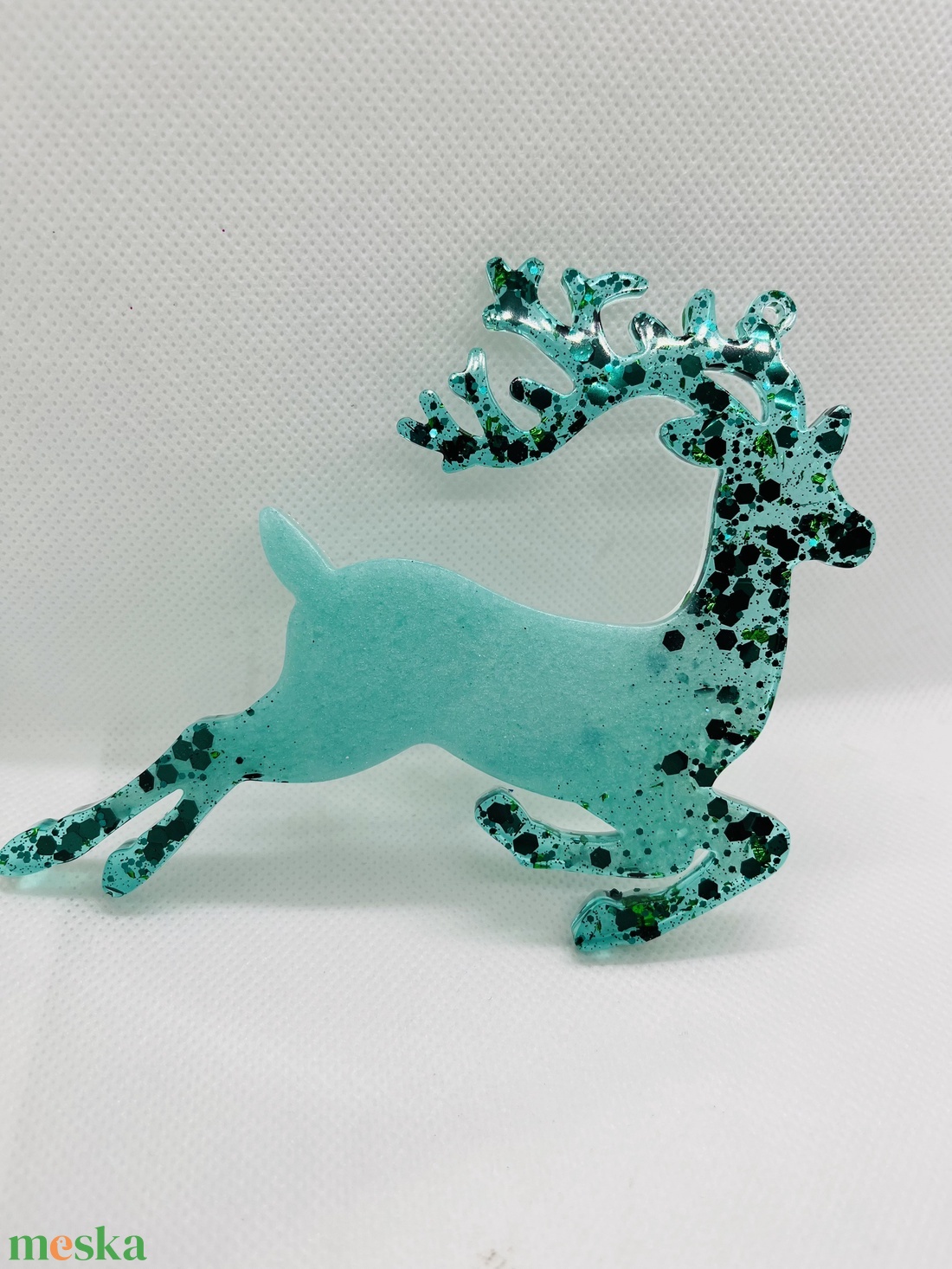 Epoxy rénszarvas dísz szett  Zöld csillogás - karácsony - karácsonyi lakásdekoráció - karácsonyfadíszek - Meska.hu