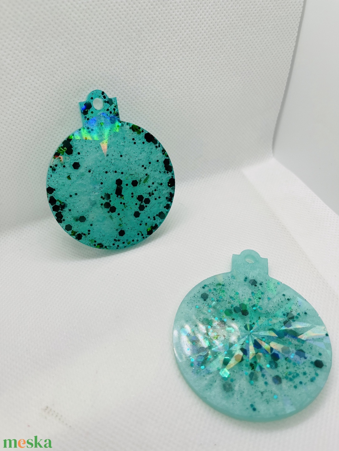 Zöld Csillám Epoxy Karácsonyfadísz  az erdő mélyének ünnepi ragyogása - karácsony - karácsonyi lakásdekoráció - karácsonyfadíszek - Meska.hu