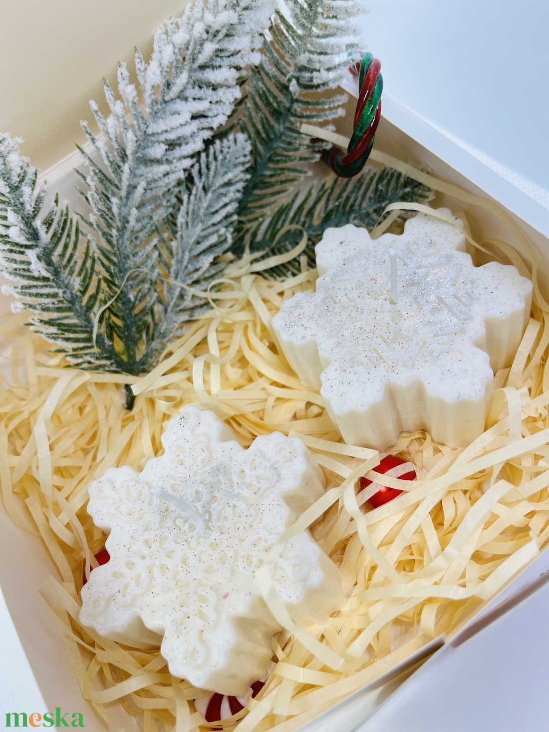 Hópehely Gyertya  Almáspite Illattal - otthon & életmód - gyertya, illat, aroma - gyertya - Meska.hu