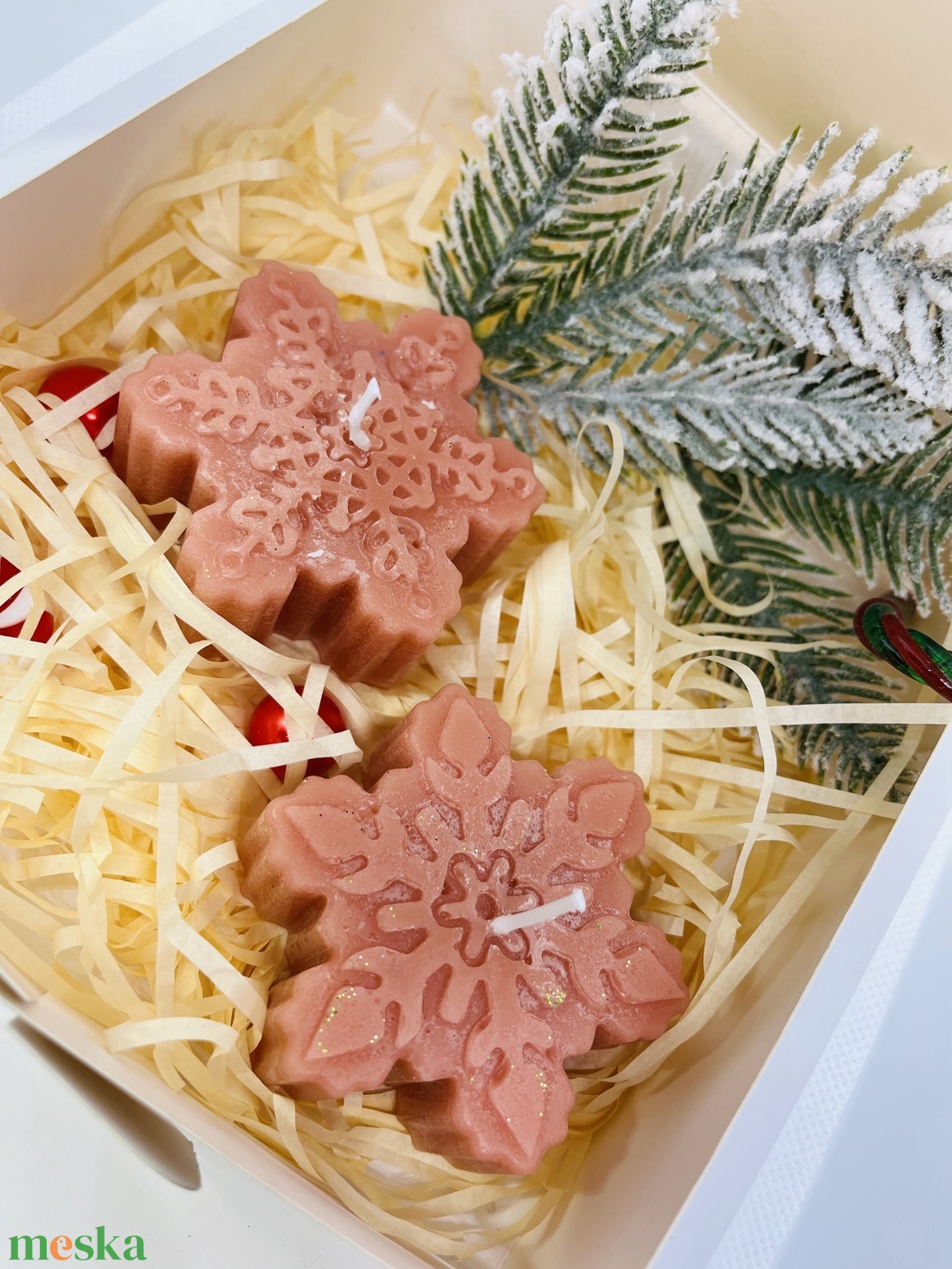 Rózsás Bronz Hópehely Gyertya  a melegség és elegancia találkozása - otthon & életmód - gyertya, illat, aroma - gyertya - Meska.hu