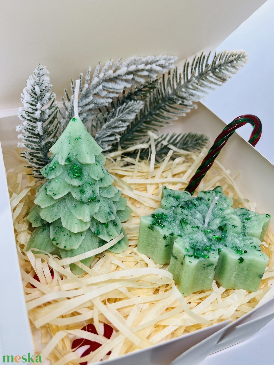 Zöld Karácsonyi Gyertyaszett  Fenyőfa és Hópehely - karácsony - karácsonyi lakásdekoráció - karácsonyi illatgyertya, mécses - Meska.hu