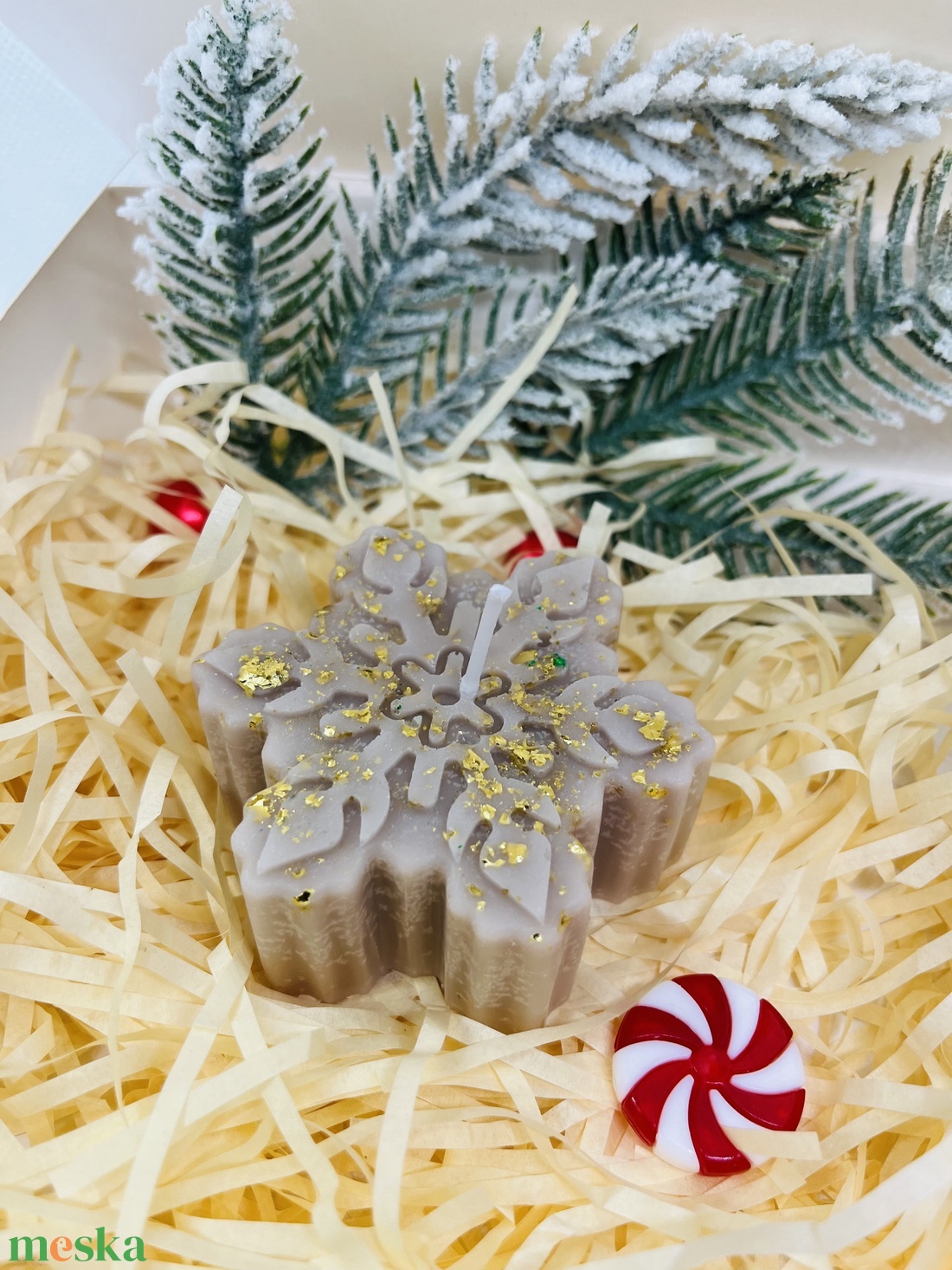 Beige hópehely gyertya szett� Téli elegancia aranyfényben_2 - karácsony - karácsonyi lakásdekoráció - karácsonyi illatgyertya, mécses - Meska.hu