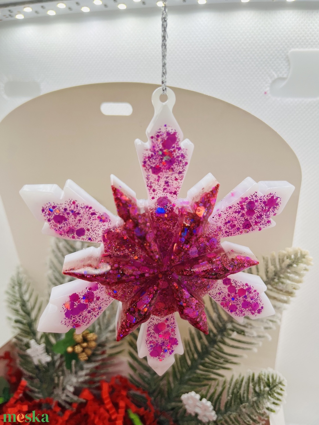 Pink Csillámos Epoxy Hópehely Dísz - karácsony - karácsonyi lakásdekoráció - karácsonyfadíszek - Meska.hu