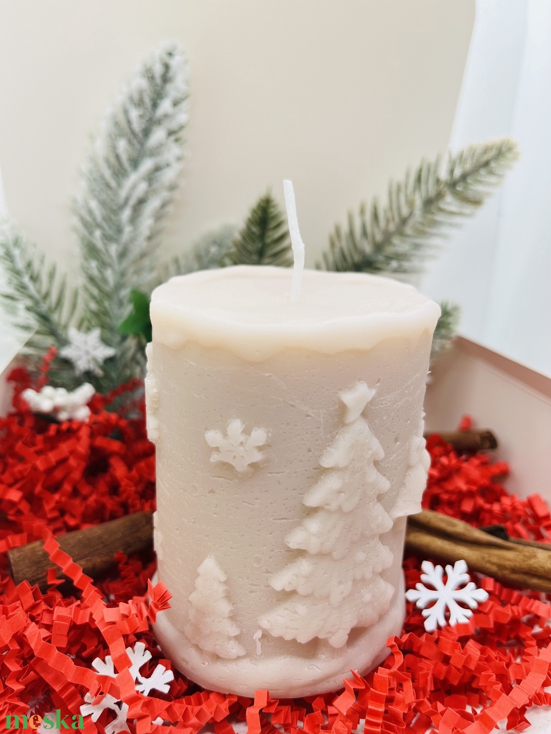 Karácsonyi Mintás Henger Gyertya - Beige - karácsony - karácsonyi lakásdekoráció - karácsonyi illatgyertya, mécses - Meska.hu