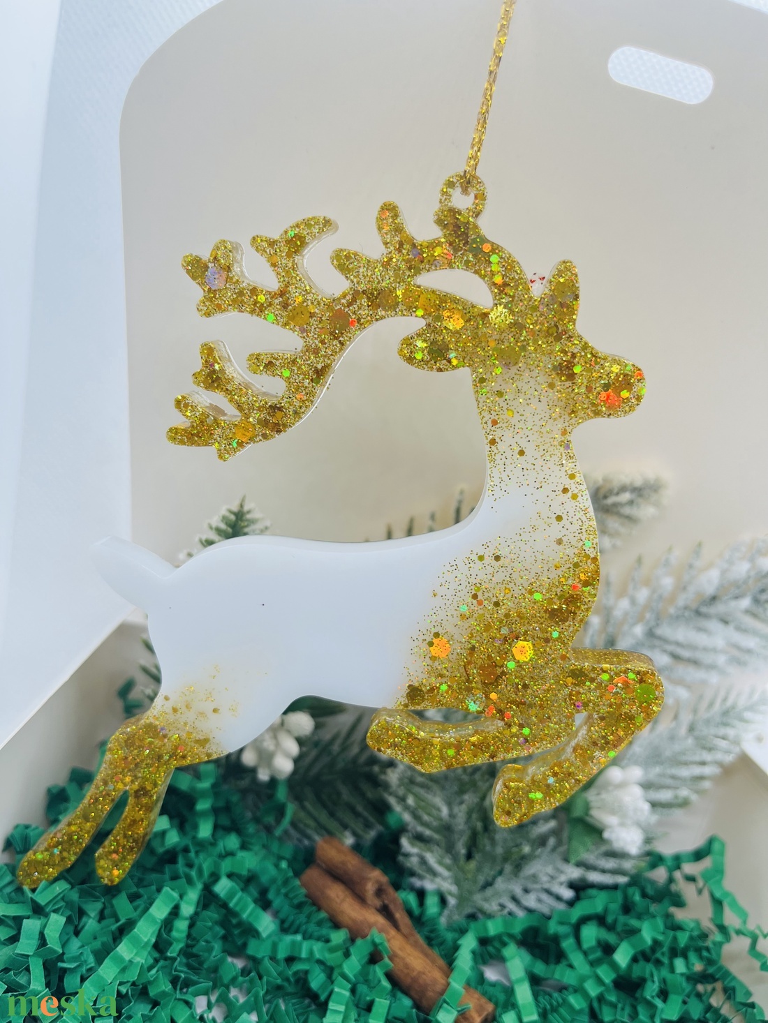 Epoxy Rénszarvas � Arany Csillogásban - karácsony - karácsonyi lakásdekoráció - karácsonyfadíszek - Meska.hu