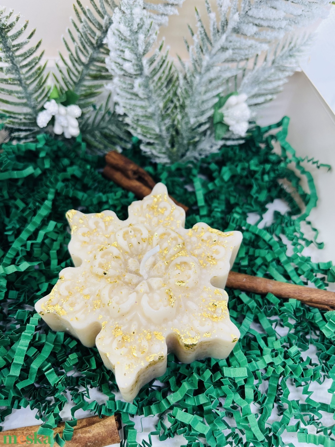 Bézs Arany Csillámos Fenyőfa és hópehely Gyertya Szett  - karácsony - karácsonyi lakásdekoráció - karácsonyi illatgyertya, mécses - Meska.hu