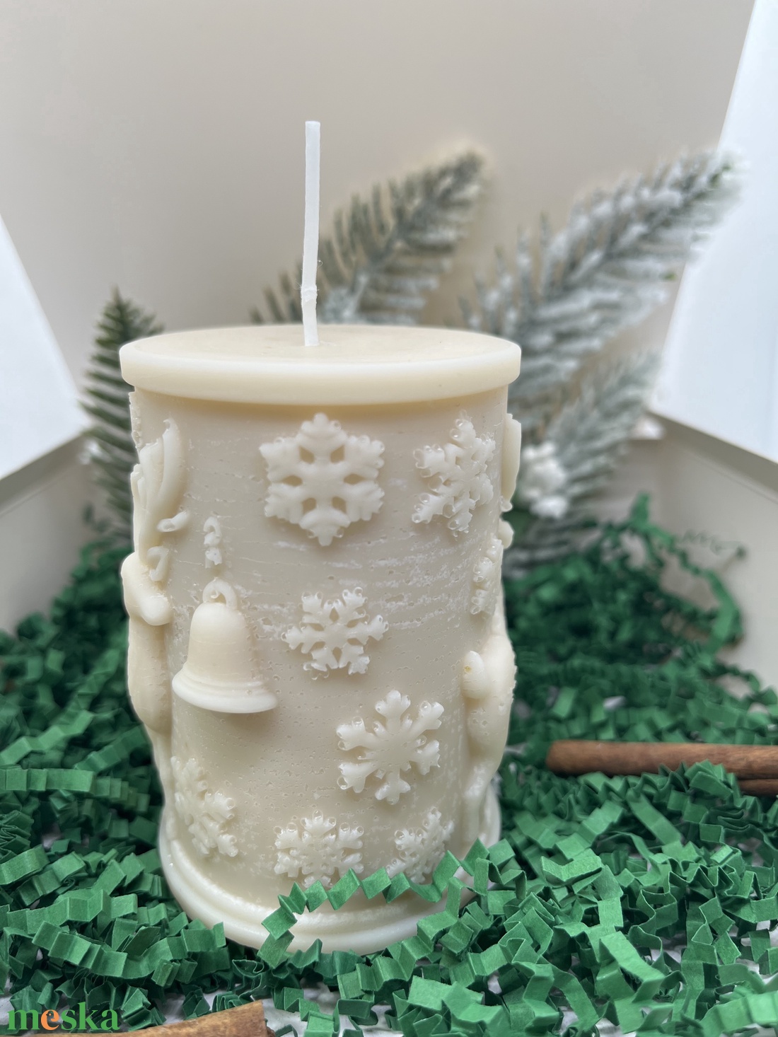 Bézs szarvasos tömb gyertya  - karácsony - karácsonyi lakásdekoráció - karácsonyi illatgyertya, mécses - Meska.hu