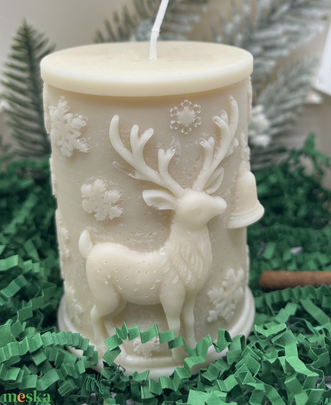 Bézs szarvasos tömb gyertya  - karácsony - karácsonyi lakásdekoráció - karácsonyi illatgyertya, mécses - Meska.hu